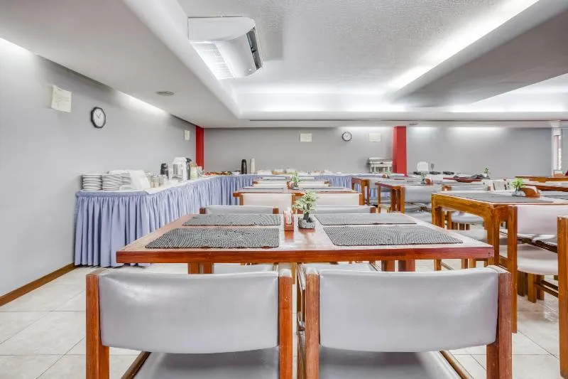 Rasa Hotel - Image 1