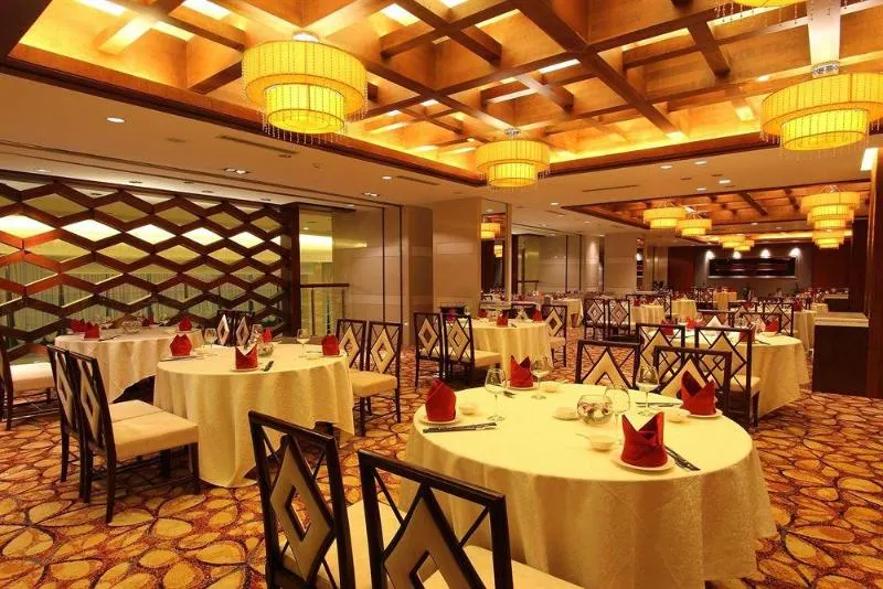Grand Bay View International Hotel Dali - Image 1