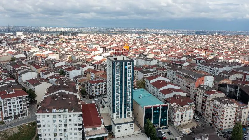 Walens Hotel Esenyurt - Image 1