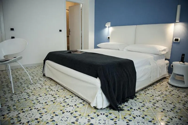 Felice Apartments - Image 1