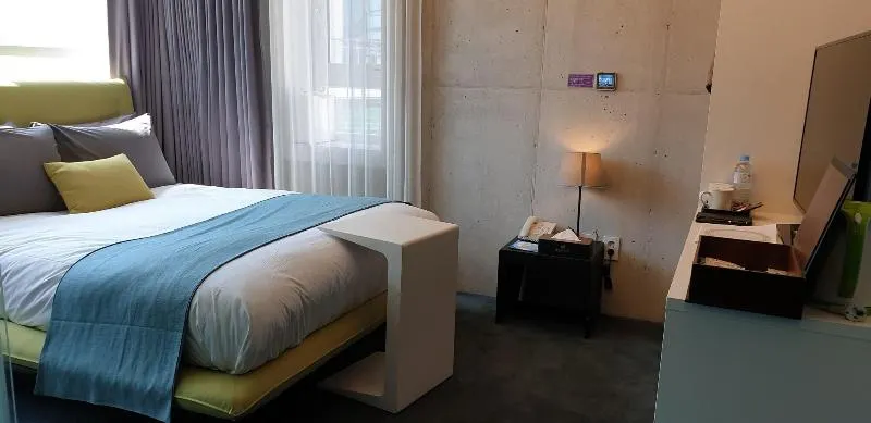 Hotel Cocomo Seoul - Image 1
