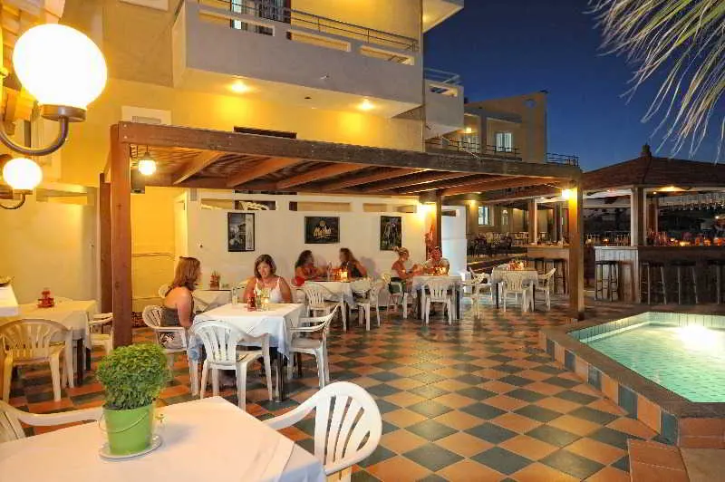 Filia Hotel Apartments - Image 1
