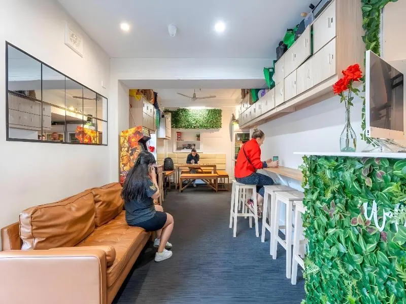 Sydney Central Backpackers - Image 1