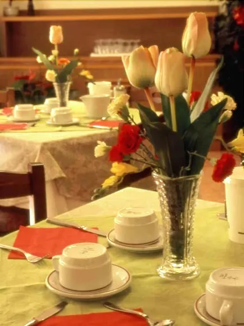 Hotel Ancora Riva del Garda - Image 1