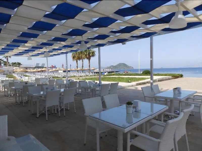 Ladonia Hotels Luna Beach Resort - Image 1