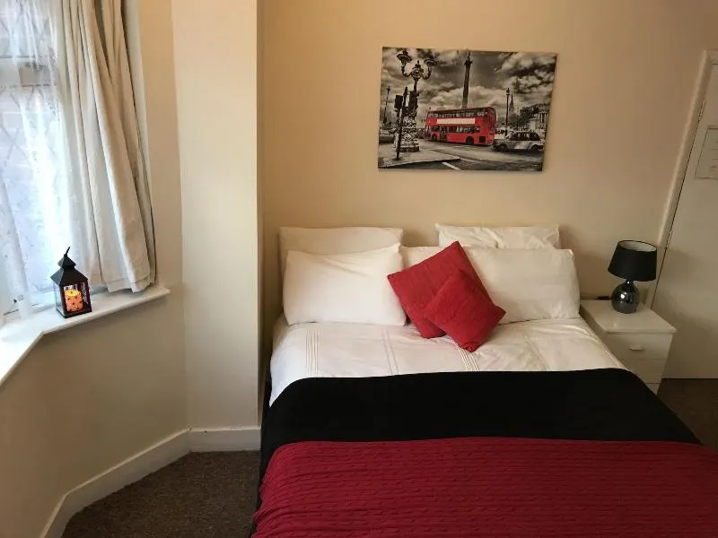Havering Guest House - Image 1