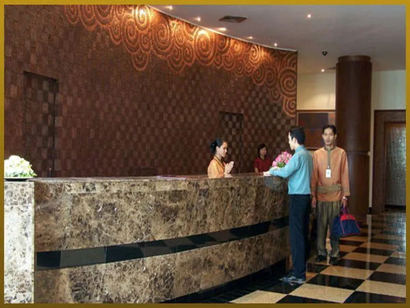 Sri U-Thong Grand Hotel - Image 1
