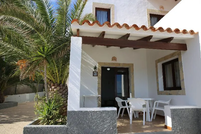 Apartamentos Mar y Sal - Viajes Es Freus - Image 1