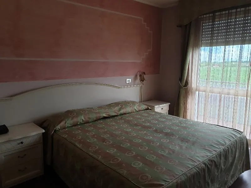 Attianese Hotel Restaurant - Image 1