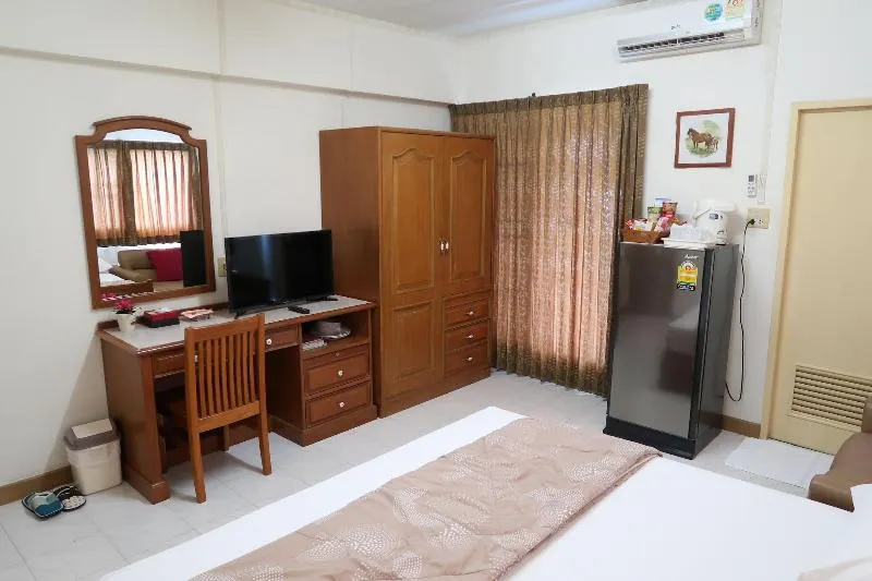 Pawana Mansion - Image 1