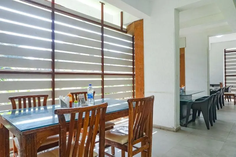 Fabhotel Emersion Residency - Image 1