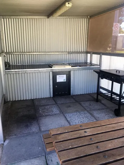 Belvedere Caravan Park - Image 1