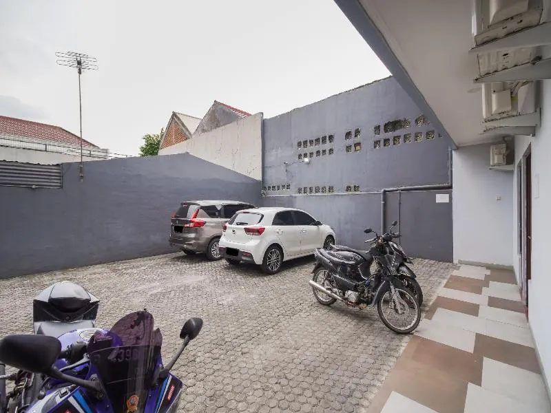 Arafuru Residence by OYO Rooms - Image 1