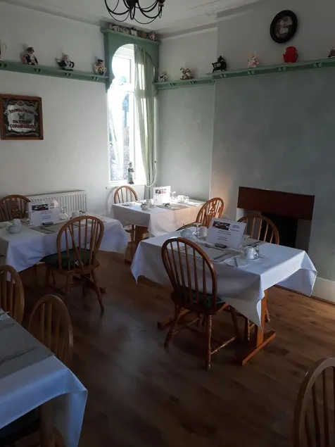 Glenavon Guest House - Image 1