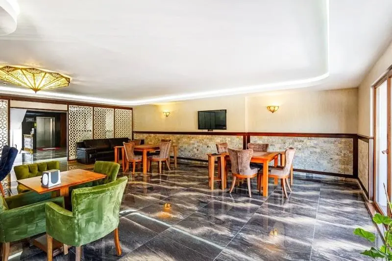Dudu Hotel - Image 1