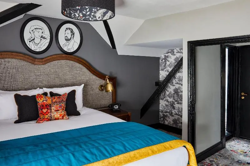 Hotel Indigo Stratford Upon Avon - Image 1