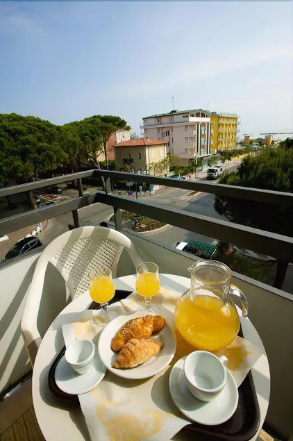 Hotel Giardino - Image 1
