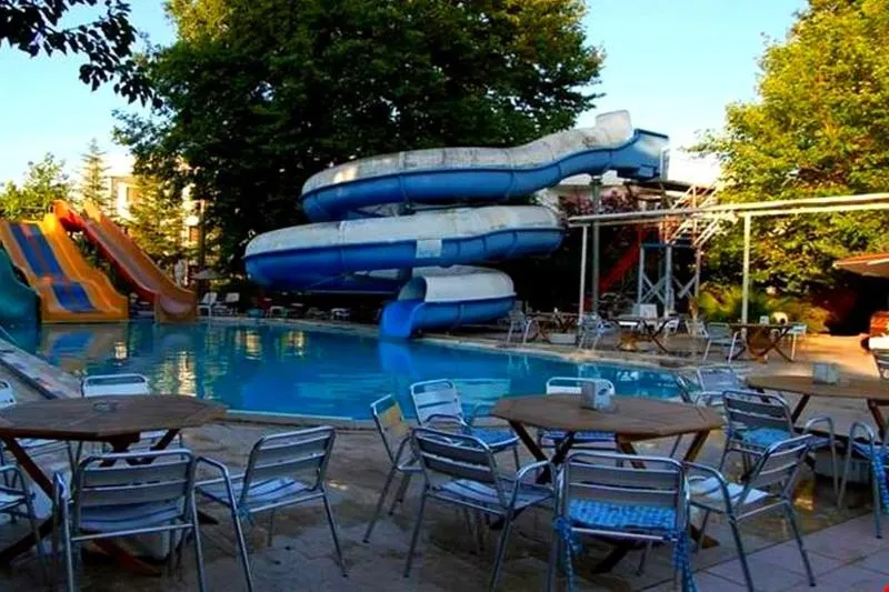 Erdek Talia Beach Otel - Image 1