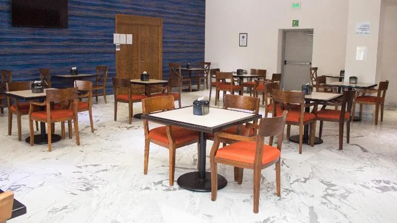 Holiday Inn Express Guaymas - Image 1