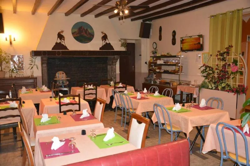 Hôtel de France Arudy - Image 1