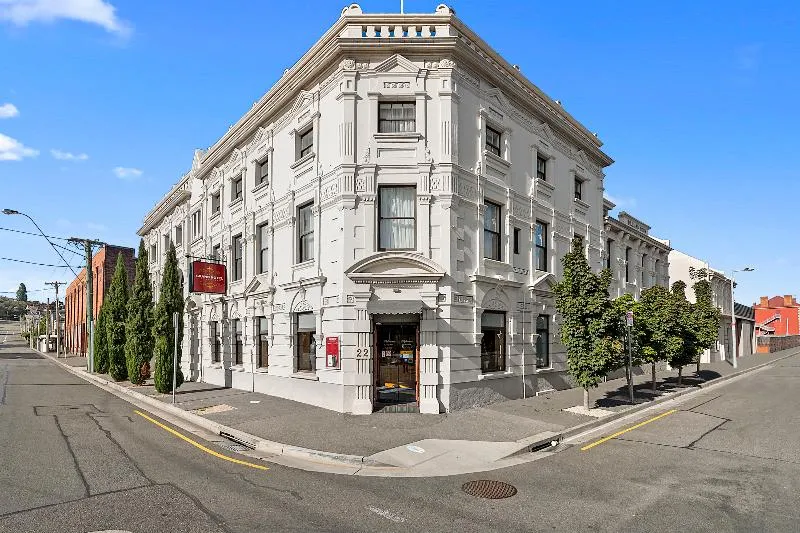 The Grand Hotel Launceston - Image 1