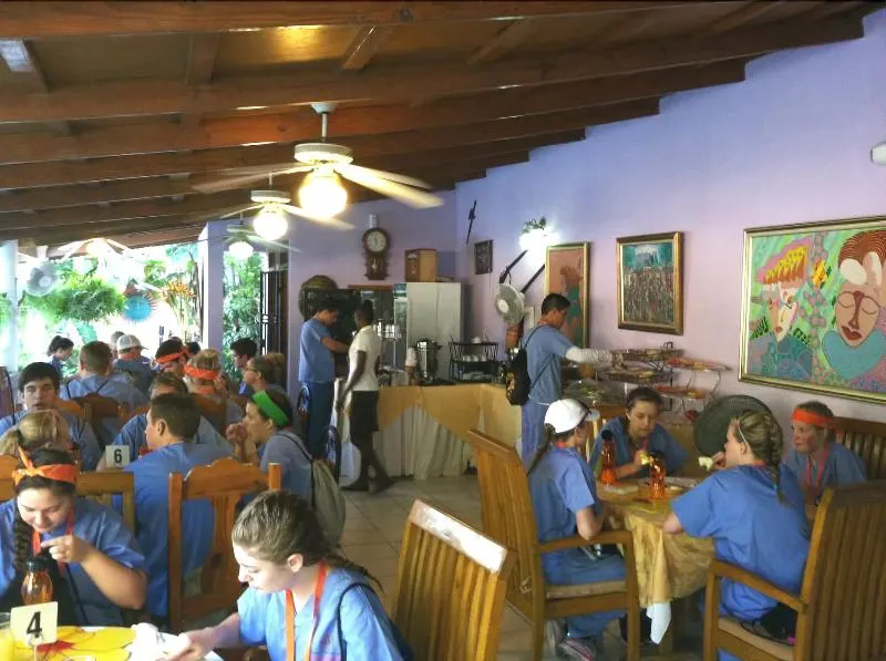 Palm Inn Hotel - Image 1