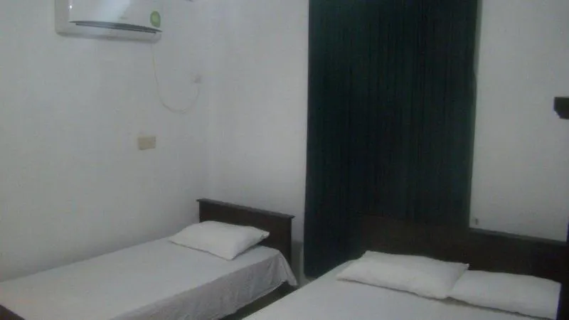 Asix Hotel - Image 1