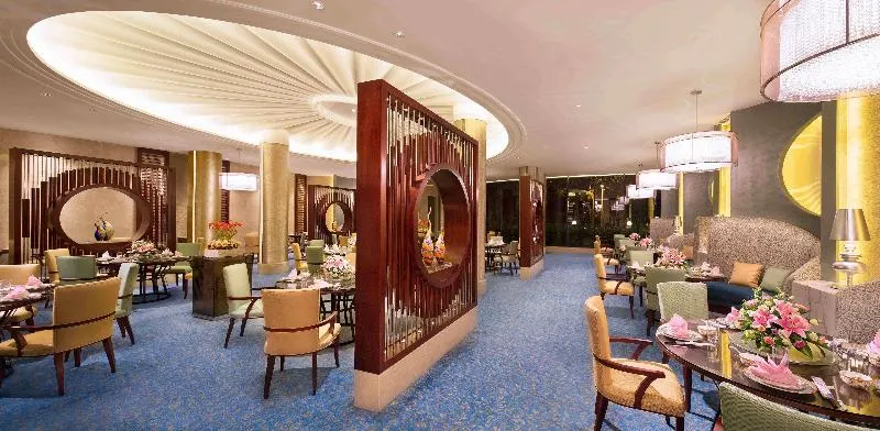 Lakeview Xuanwu Hotel - Image 1