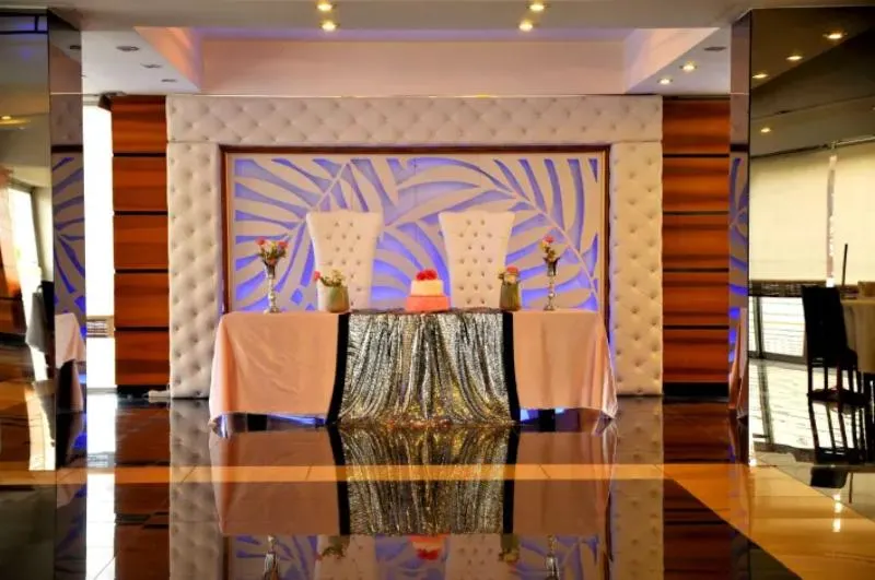 Expo Park Hotel - Image 1