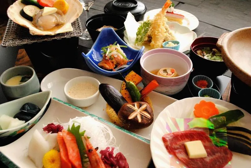 Taisetsuzan Shirogane Kanko Hotel - Image 1