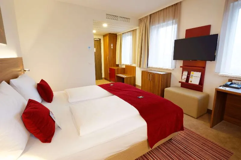 GHOTEL hotel & living Essen - Image 1