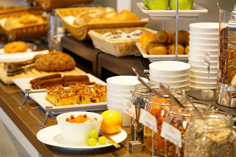 GHOTEL hotel & living Essen - Image 1
