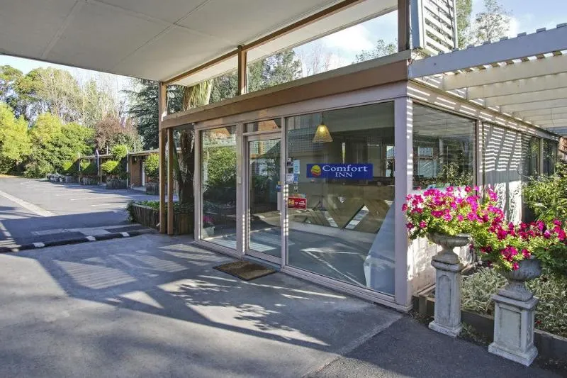 Comfort Inn Moe - Image 1