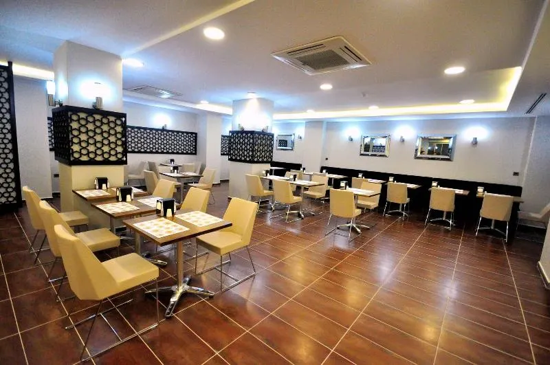 Hotel Osaka Airport - Image 1