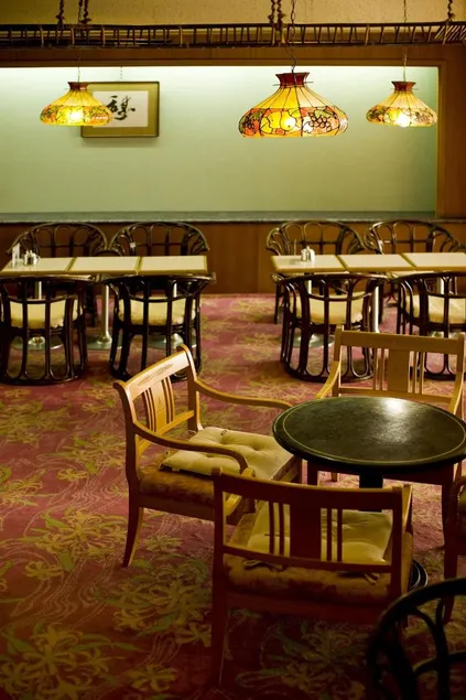Higaki Hotel - Image 1