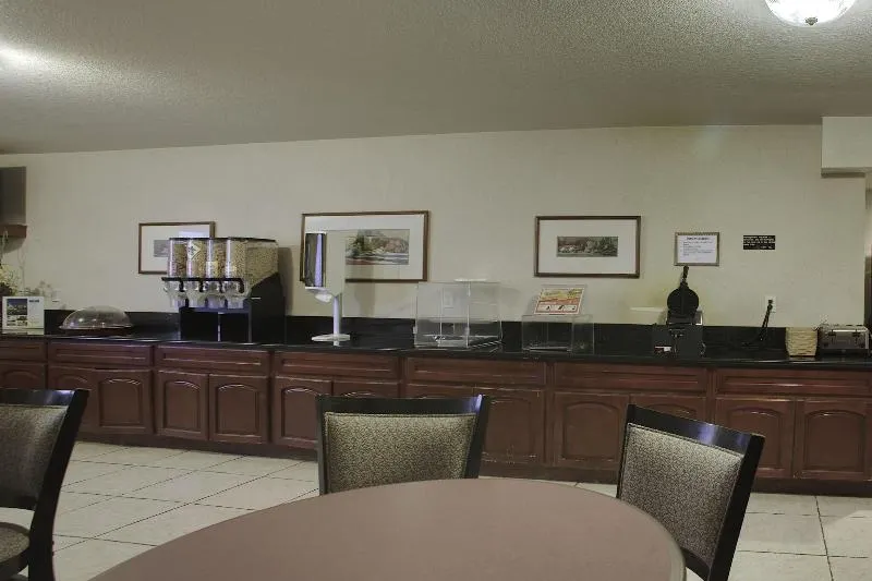 Hospitality Inn - Image 1