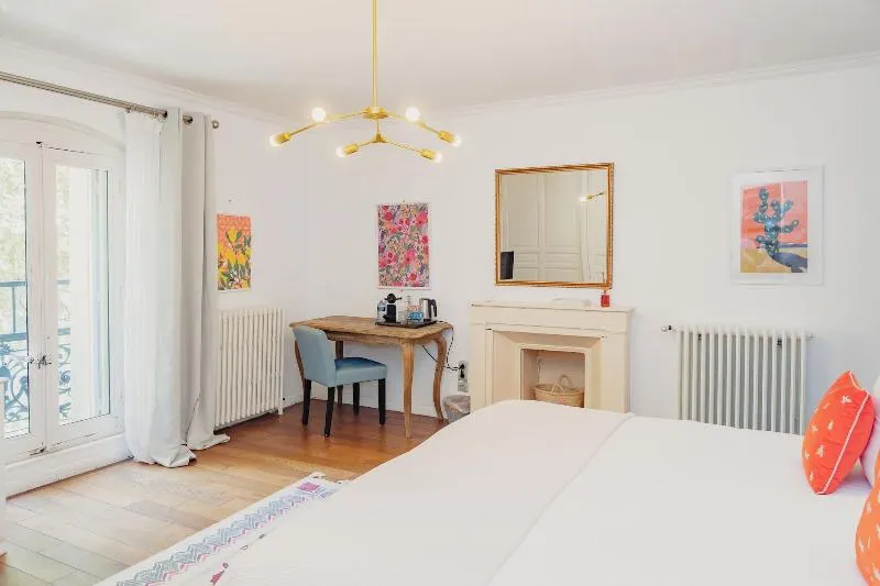 Villa M - Image 1