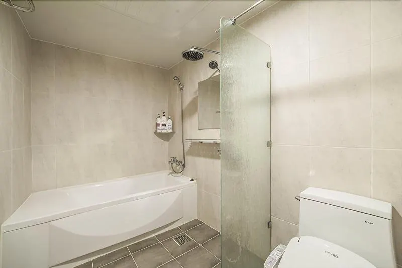 Hotel The Hue - Image 1