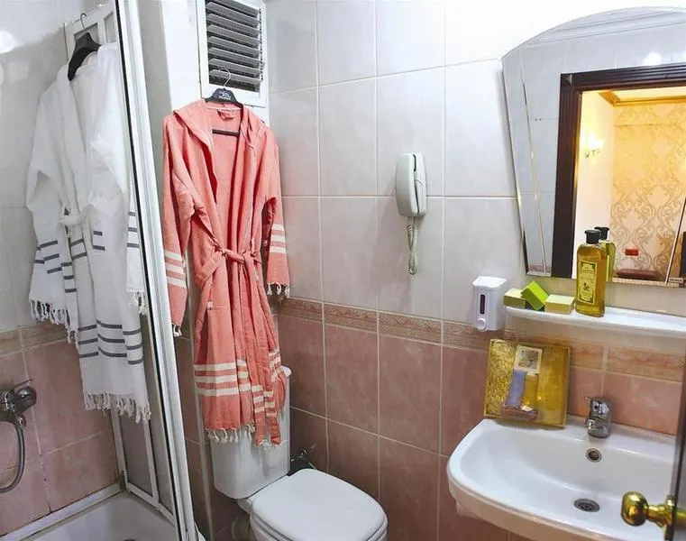 Q Hotel & Suites Istanbul -Best Group Hotels - Image 1