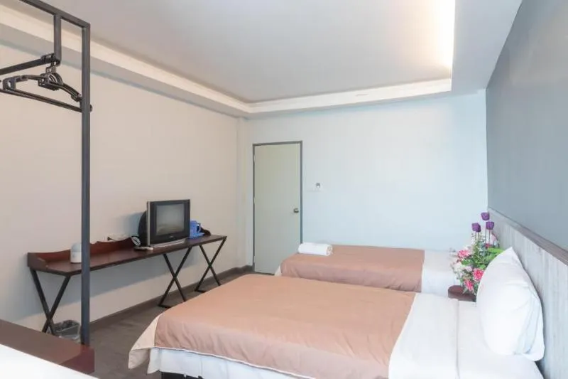 Rux Thai Guest House :: โรงแรมรักไทยเกสท์เฮาส์ - Image 1