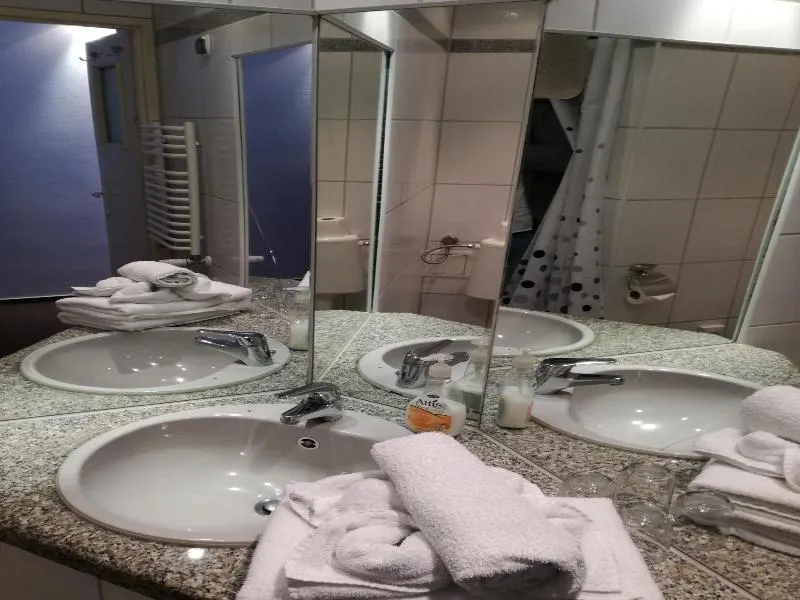 Hotel Corum - Image 1