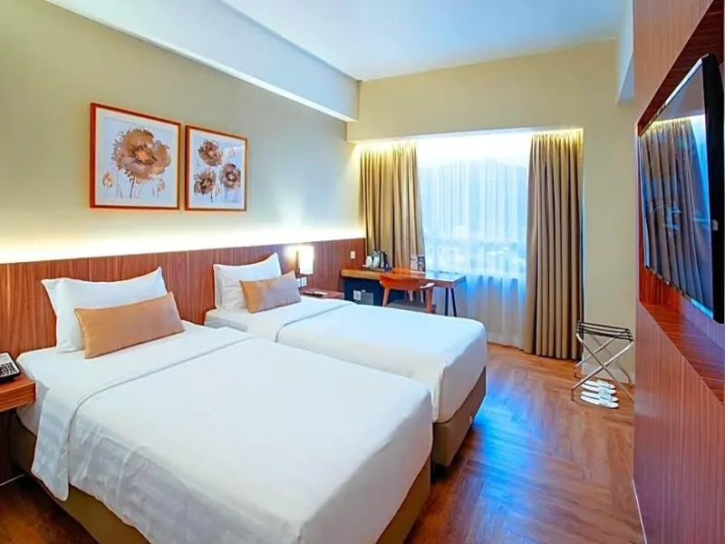 Hotel Grand Zuri Padang - Image 1