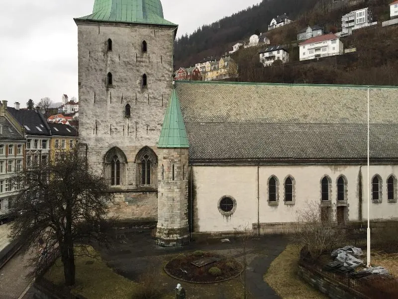 Bergen Budget Hotel - Image 1