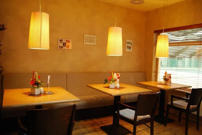 Sporthotel am Stadtpark - Image 1