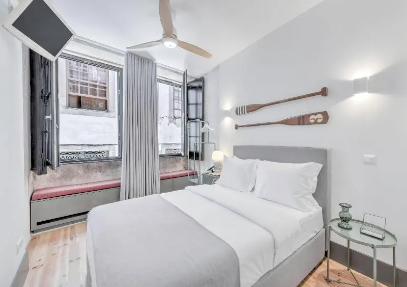 Homey Guest House - Image 1