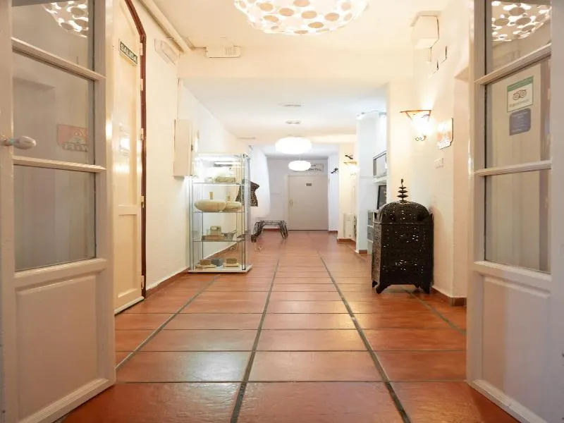 Hostal Venecia - Image 1