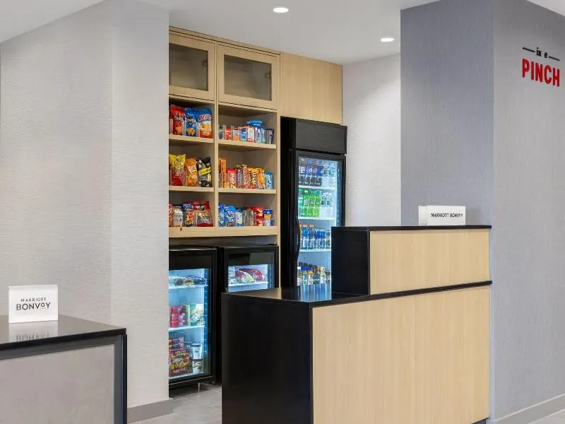 Towneplace Suites By Marriott Geneva - Image 1
