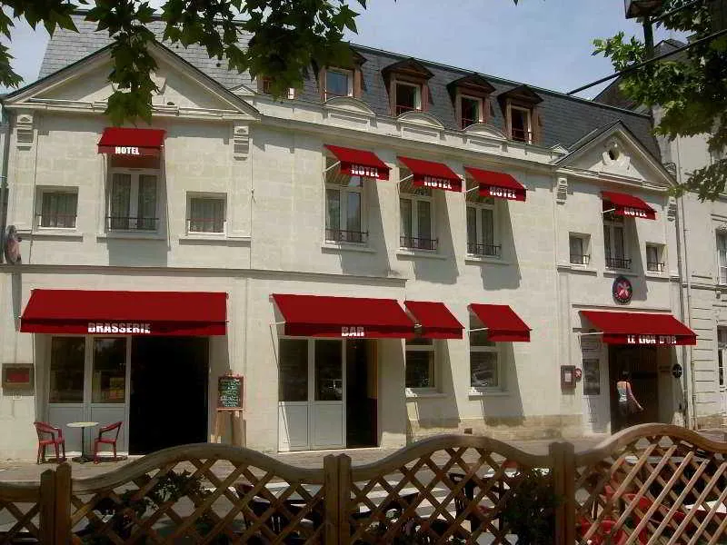 Brit Hotel Chinon le Lion d'Or  - Image 1