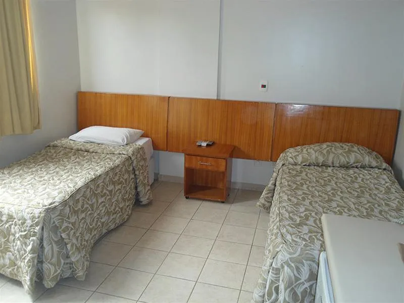 Athenas Plaza Hotel - Image 1