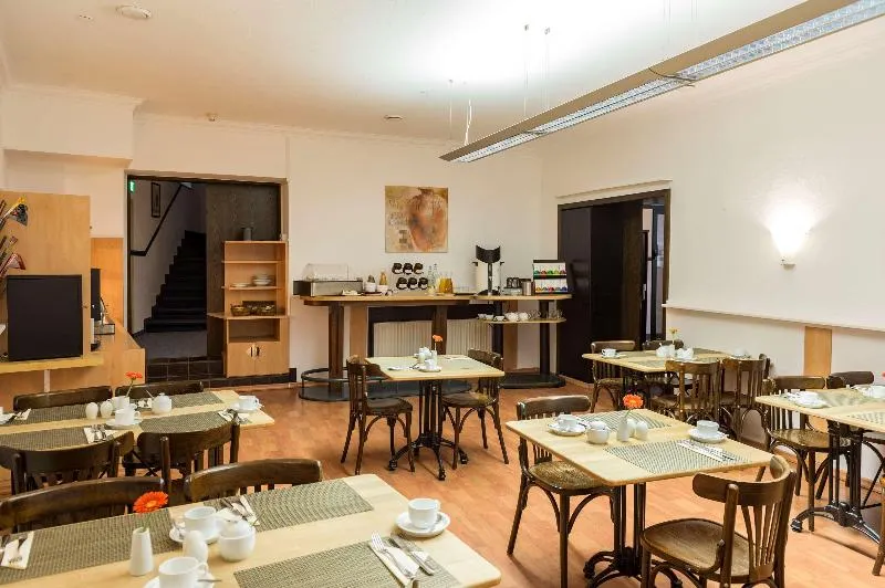Sure Hotel by Best Western Ratingen - Image 1
